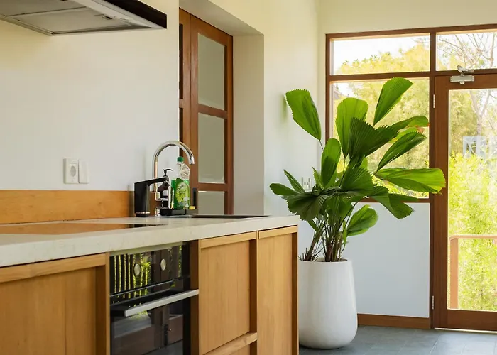 Villa The Birdhouse 2br Treetop Private With Deep Plunge Pool Uluwatu